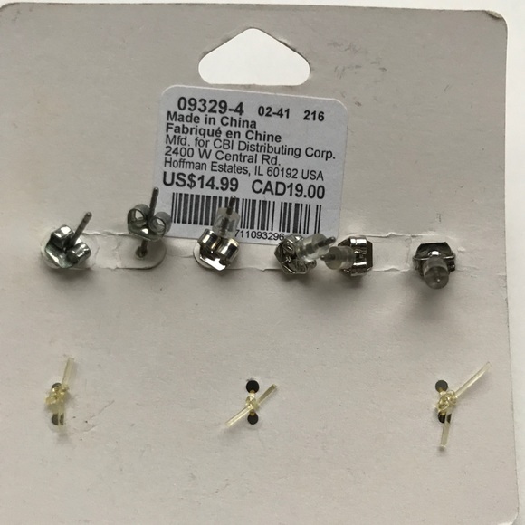 🎉NWT Set/6 Earrings - Picture 3 of 3